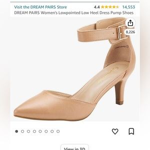 NWOT DREAM PAIRS taupe low pointed heel